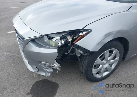 2015 Mazda Mazda3 I Sport из США, поврежденный, VIN 3MZBM1U77FM214545